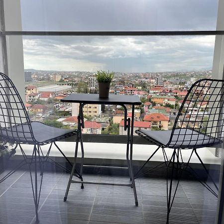 Comfy Nest Apartment- Free Parking Tiranë Eksteriør bilde