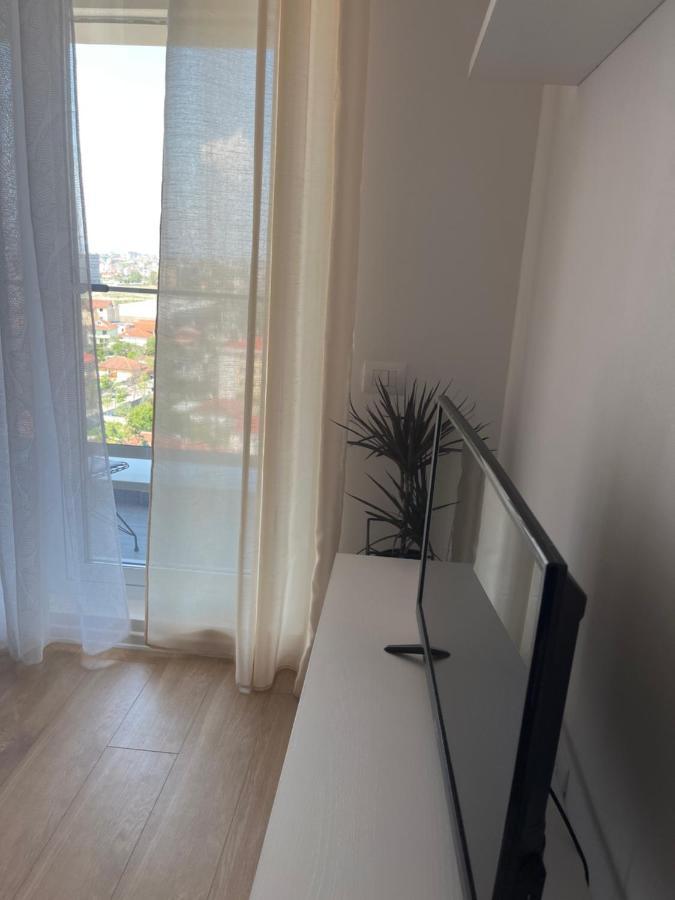 Comfy Nest Apartment- Free Parking Tiranë Eksteriør bilde