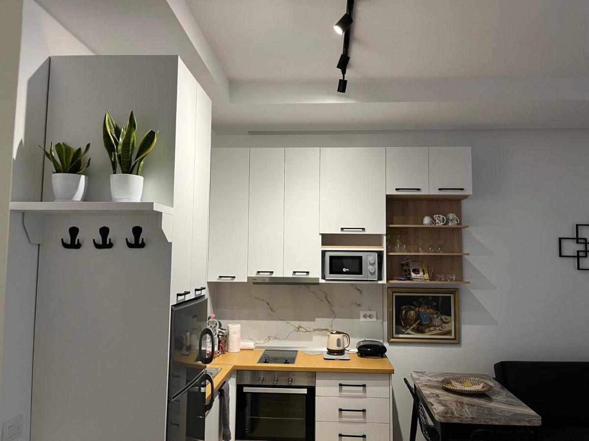 Comfy Nest Apartment- Free Parking Tiranë Eksteriør bilde